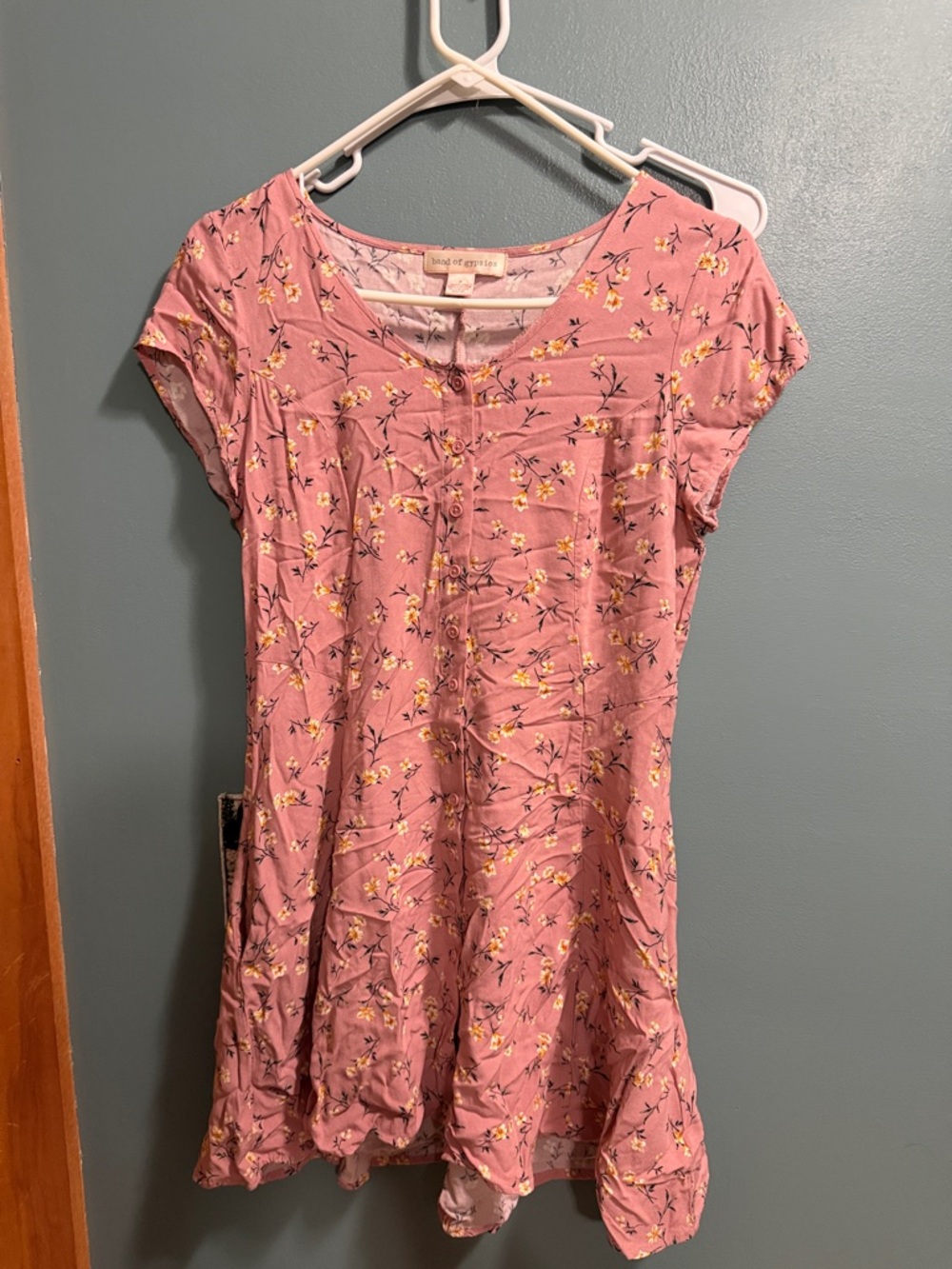Band of Gypsies Dusty Rose Floral Top
